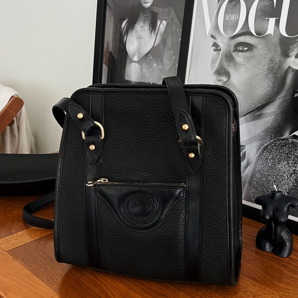 VINTAGE DOONEY AND BOURKE RESTORED BLACK LEATHER COLLECTORS BAG - Picture 11 of 12